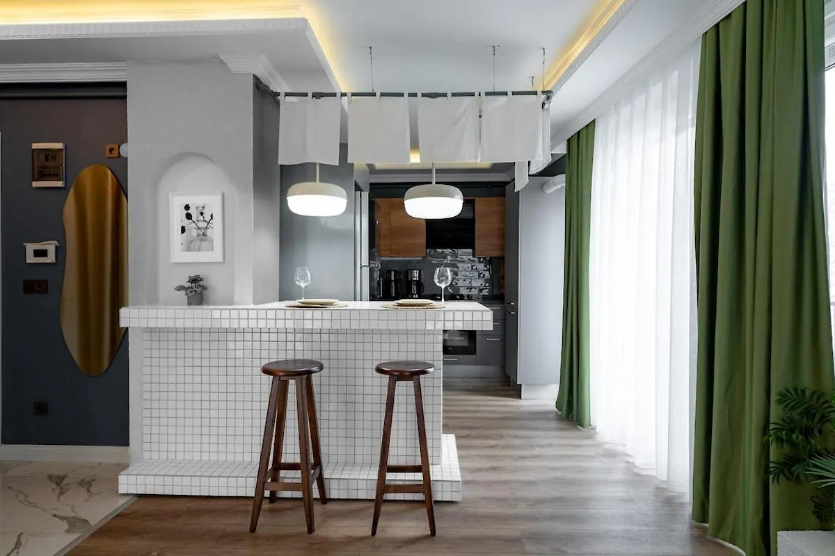 شقة Luxury 1Br Duplex With Terrace & Office In Tomtom اسطنبول